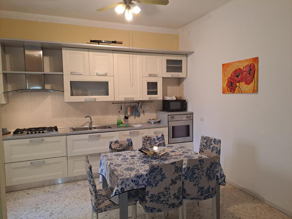 Casa Momy Apartment เลชเช ภายนอก รูปภาพ