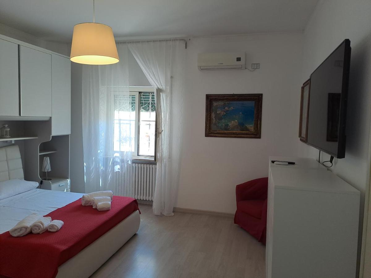 Casa Momy Apartment เลชเช ภายนอก รูปภาพ